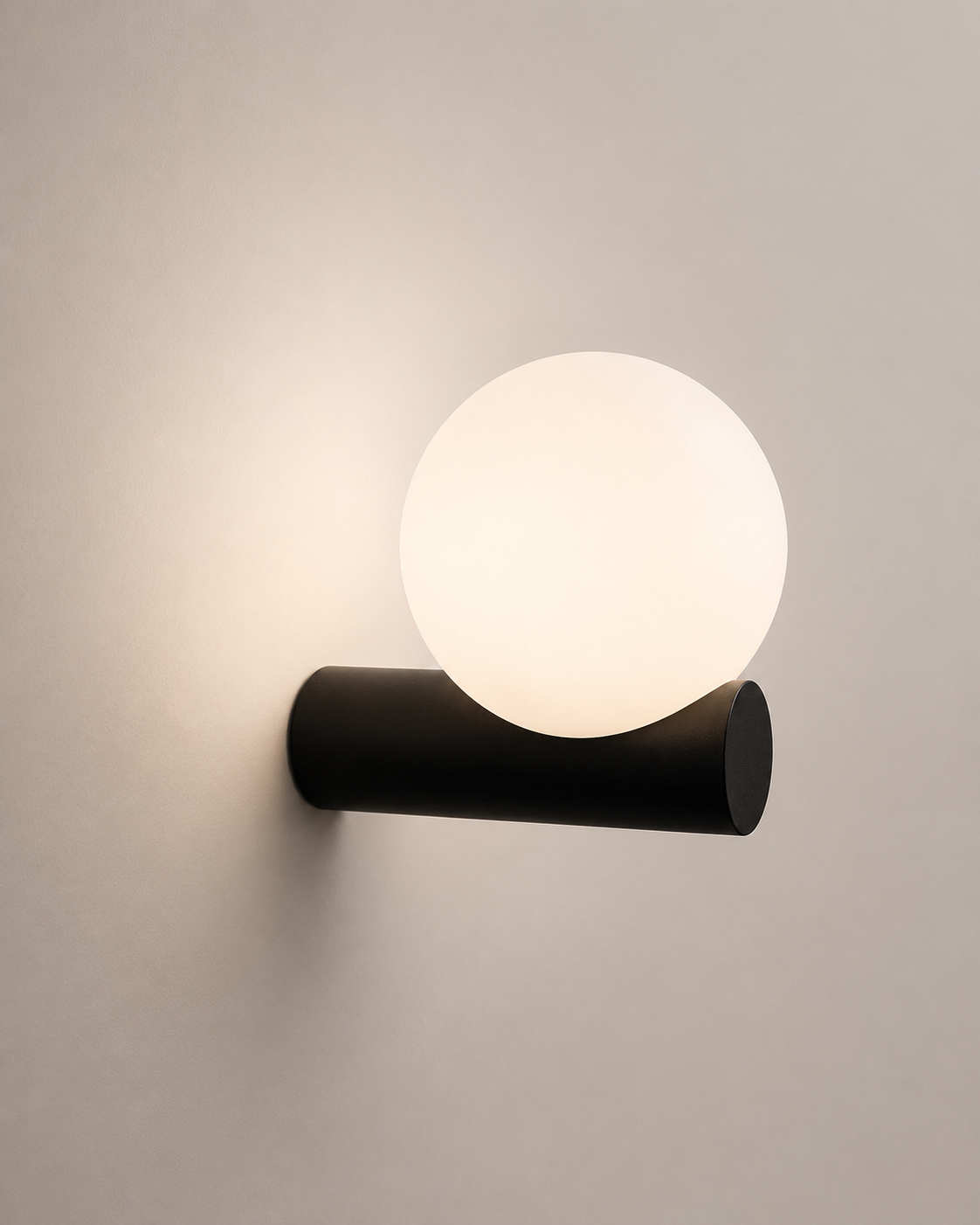 Antares wall light