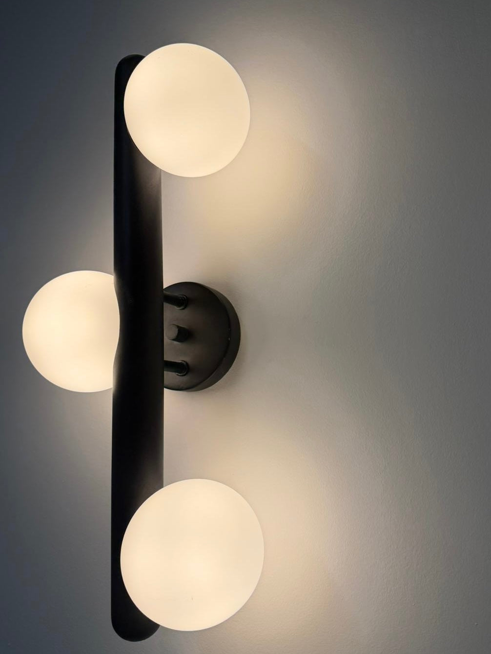 Antares 3 wall light