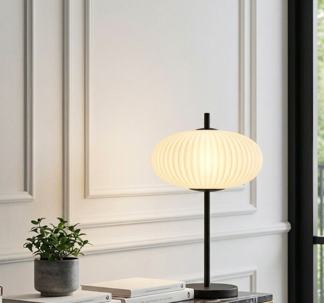 Aria table lamp